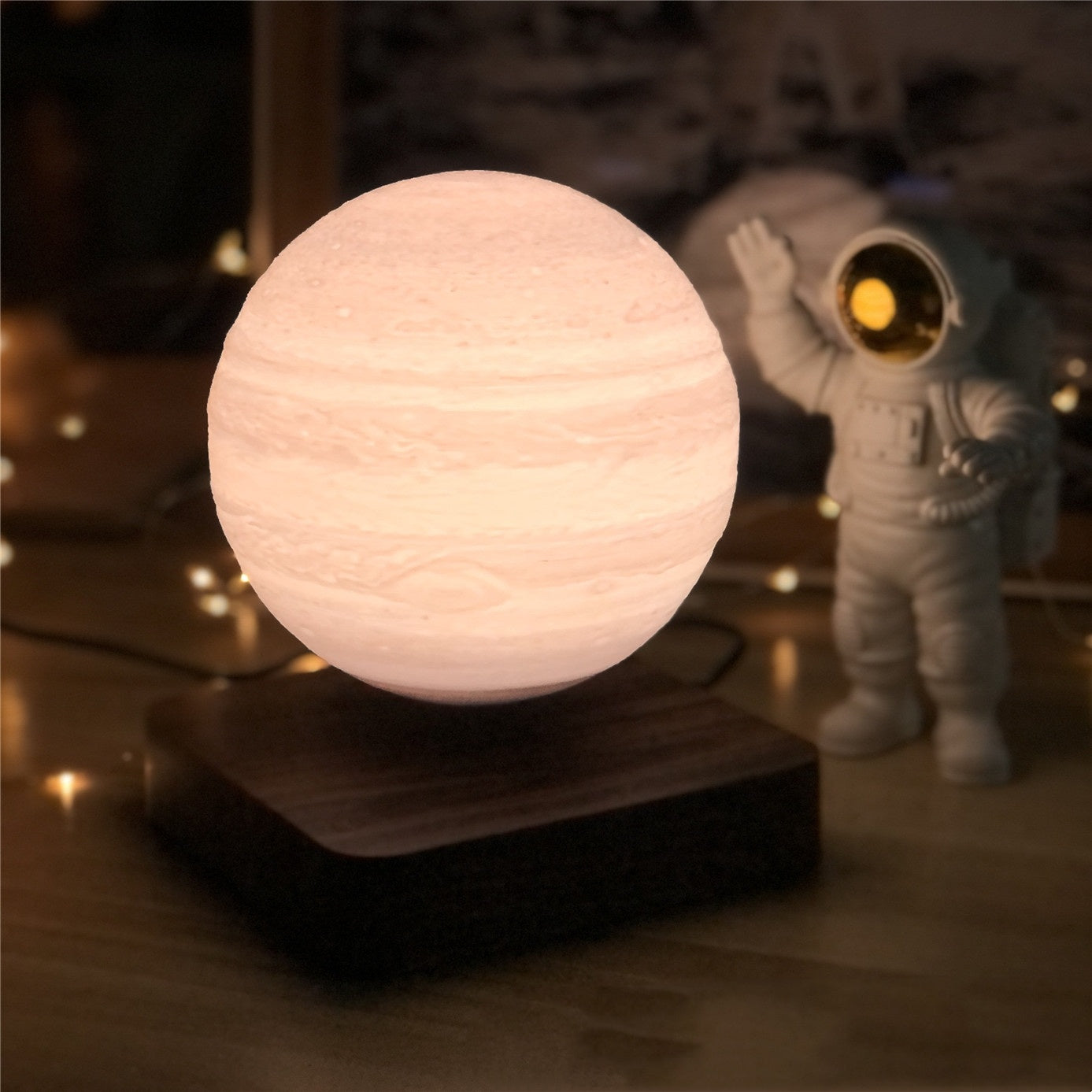 Levitating Moon Lamp – 3D Printed Floating Night Light with Magnetic Base