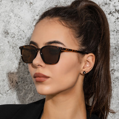Simple Retro Sunglasses Women