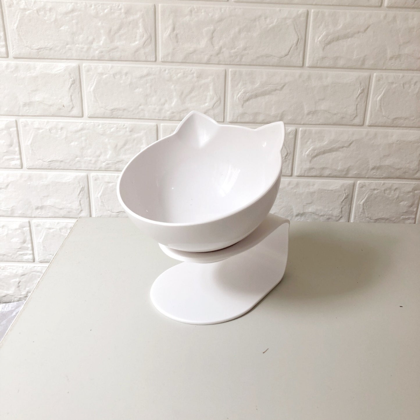 Inclined Cat Bowl with Ear Design – Transparent Oblique Mouth Single Pet Feeding Bowl