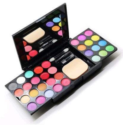 "All In One Makeup Kit for Women with Eyeshadow, Blush, Bronzer & Concealer"