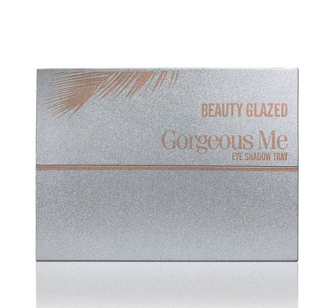 High-gloss matte eyeshadow palette
