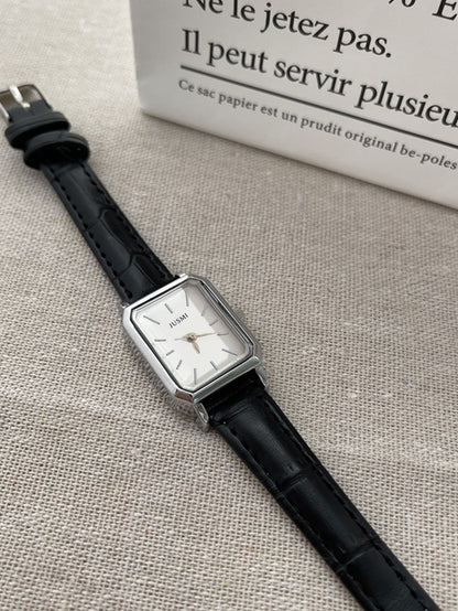 Women’s Simple Square Quartz Watch