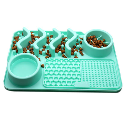 Dog Silicone Licking Mat – Multifunctional Smelling & Feeding Pad for Pets