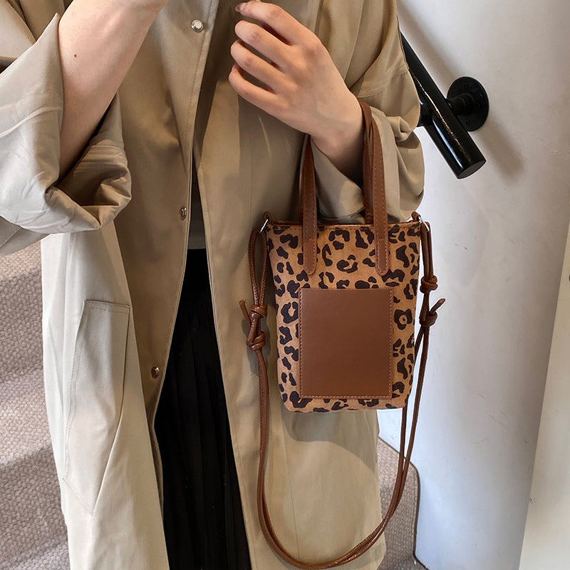Leopard Print Crossbody Bag – Retro Suede Shoulder Purse for Women
