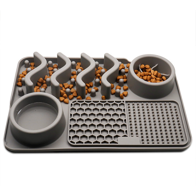 Dog Silicone Licking Mat – Multifunctional Smelling & Feeding Pad for Pets