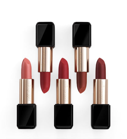 Matte Lipstick – Long Lasting Velvet Finish