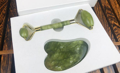 Jade Face Roller – Facial Massager for Tension Relief & Skin Care