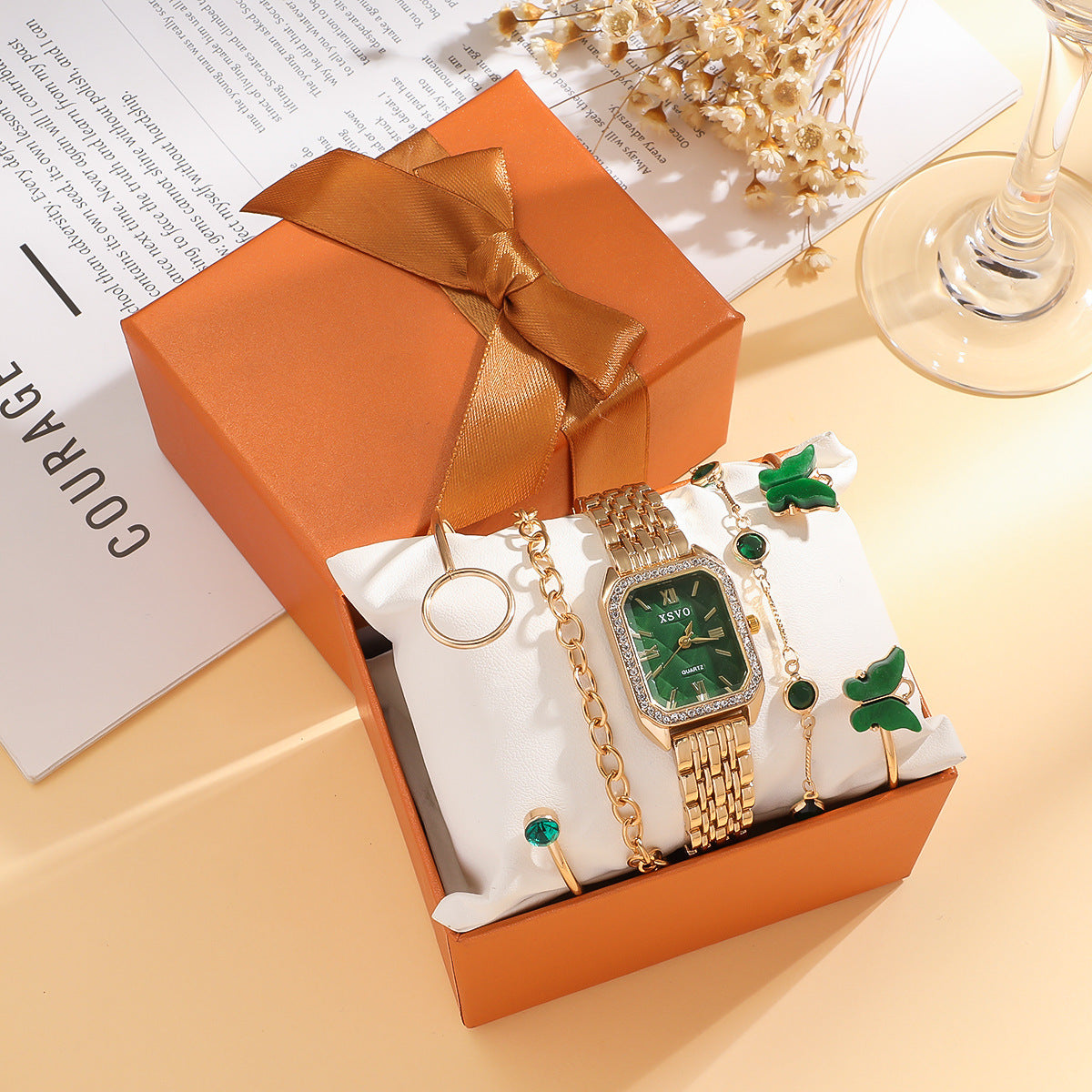 Women’s Wild Emerald Watch & Bracelet Set