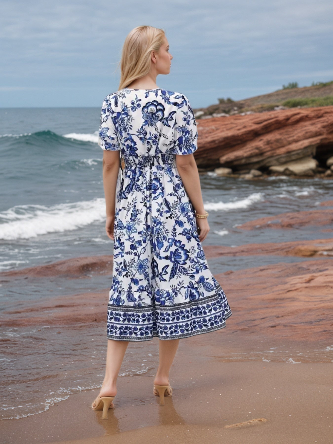 2025 Women’s Floral Print V-Neck Dress