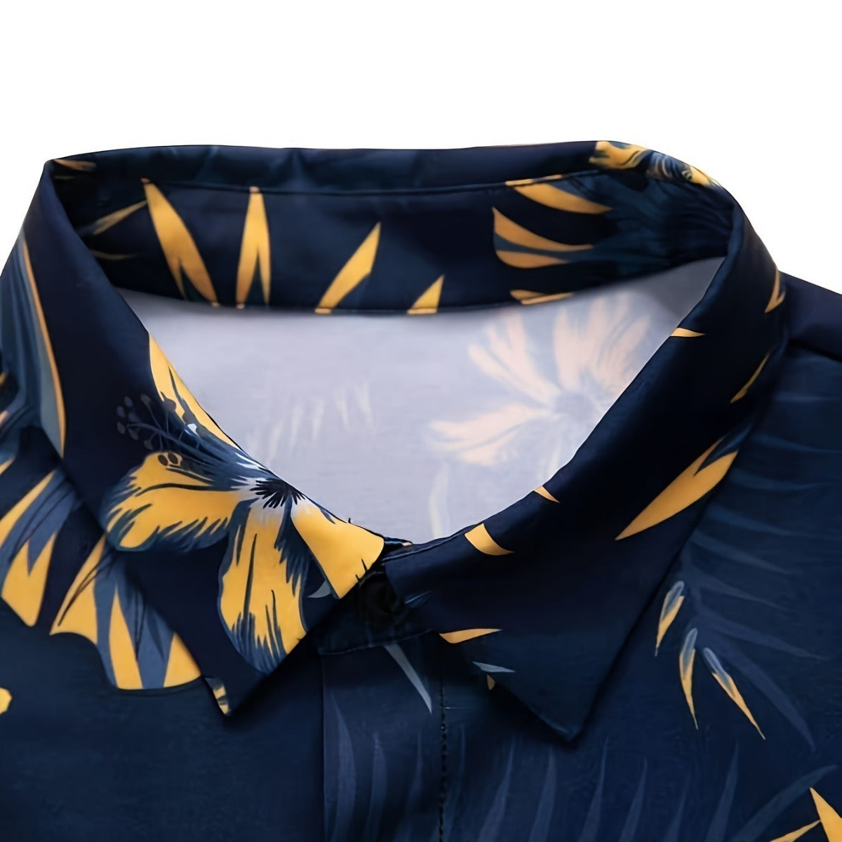 Men’s Leisure Set – Short Sleeve Shirt & Shorts