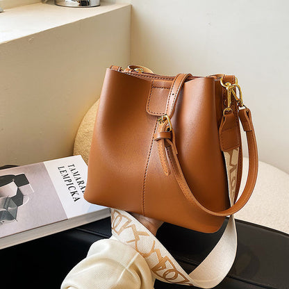 French Style Wide Strap Bucket Bag