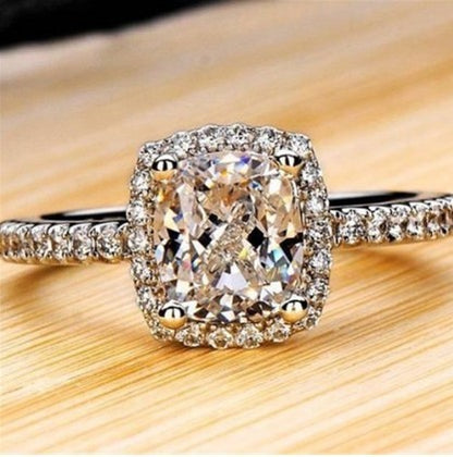 Women’s White Gold Bridal Engagement Ring