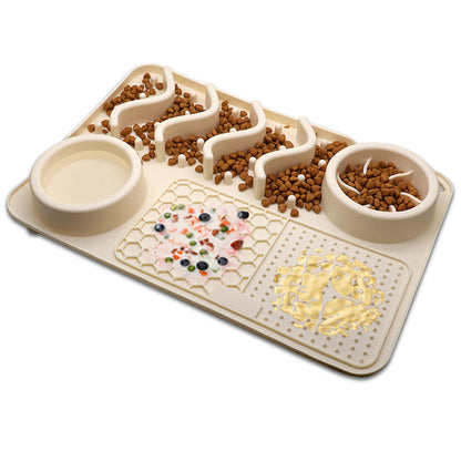 Dog Silicone Licking Mat – Multifunctional Smelling & Feeding Pad for Pets