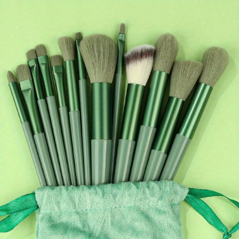 13pcs Makeup Brush Set – Soft & Fluffy Professional Beauty Kit with Foundation, Powder, Eyeshadow, Kabuki Brushes & Sponge