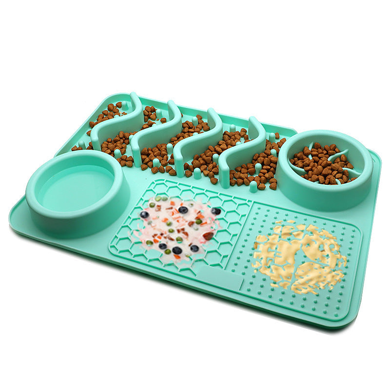 Dog Silicone Licking Mat – Multifunctional Smelling & Feeding Pad for Pets