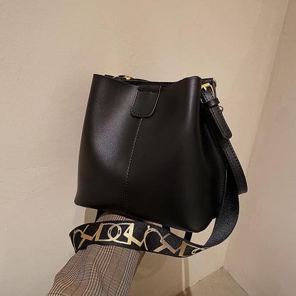 French Style Wide Strap Bucket Bag