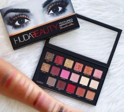 18-Color Eyeshadow Palette