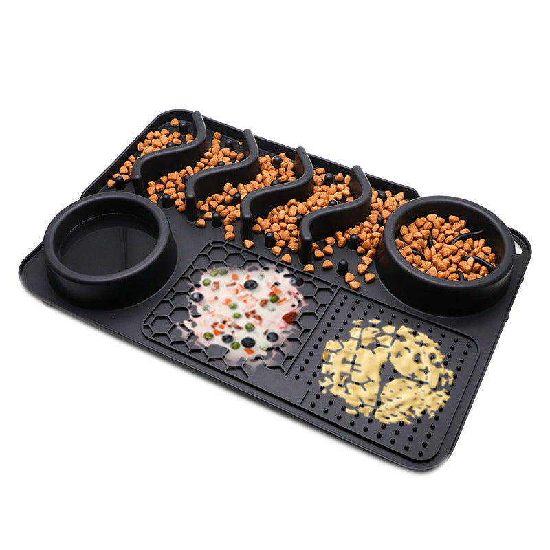 Dog Silicone Licking Mat – Multifunctional Smelling & Feeding Pad for Pets