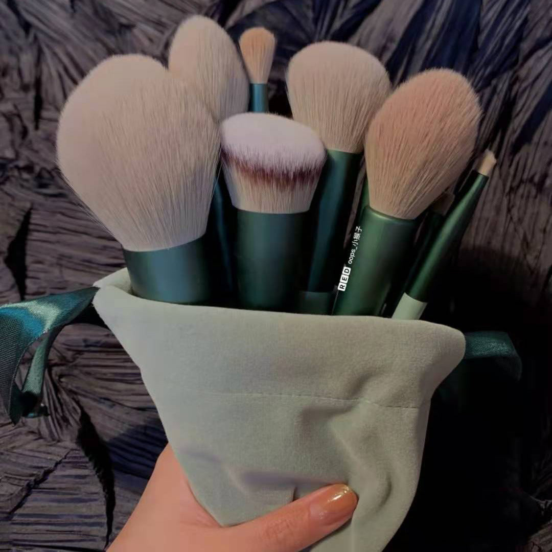 13-Pcs Makeup Brush Set – Foundation, Eyeshadow & Blush Brushes