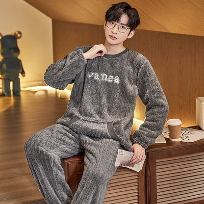 Men’s Warm Homewear Set – Cozy Large Winter Clothing
