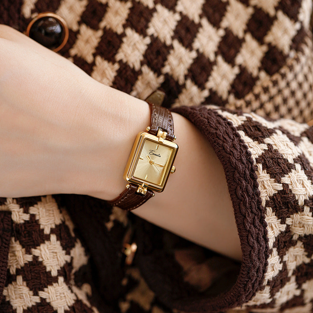 Women’s Retro Luxury Small Square Watch