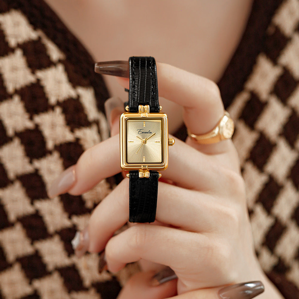 Women’s Retro Luxury Small Square Watch