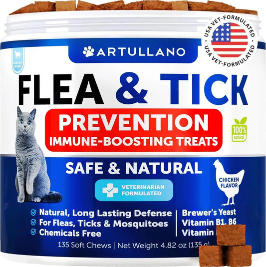 Cat Flea & Tick Chews – Natural Daily Oral Supplement with Vitamins for Skin, Coat & Digestion (135 Soft Chews)