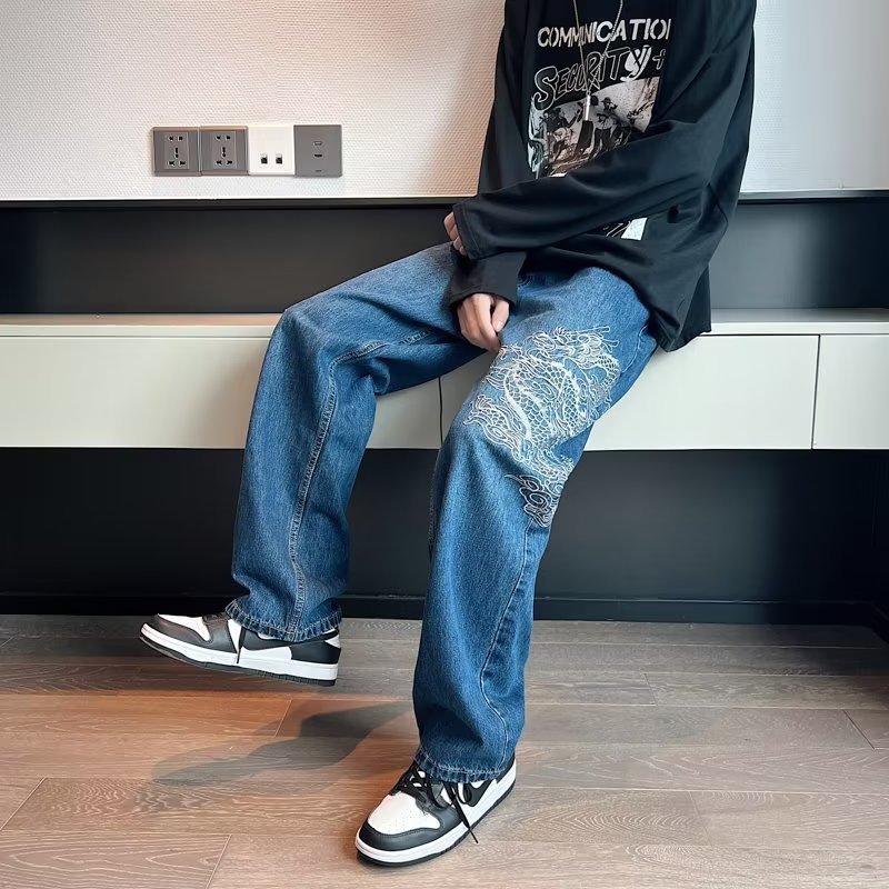 Men’s Loose Embroidered Jeans