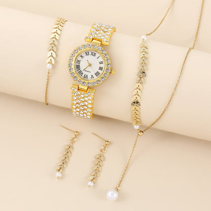Luxury Diamond Women’s Watch – Rhinestone Quartz Bracelet
