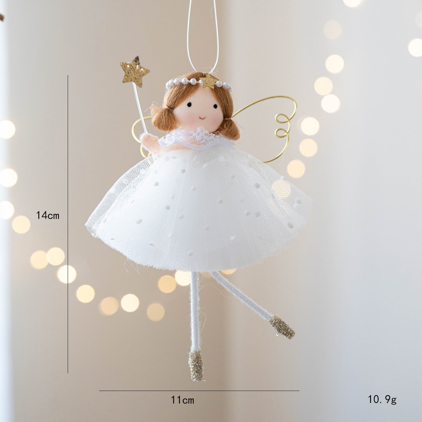 Creative Lifting Heart Girl Cute Fairy Tale Style Girl Heart